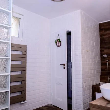Bors Tizenkilenc Vendeghaz Vakantiehuis *